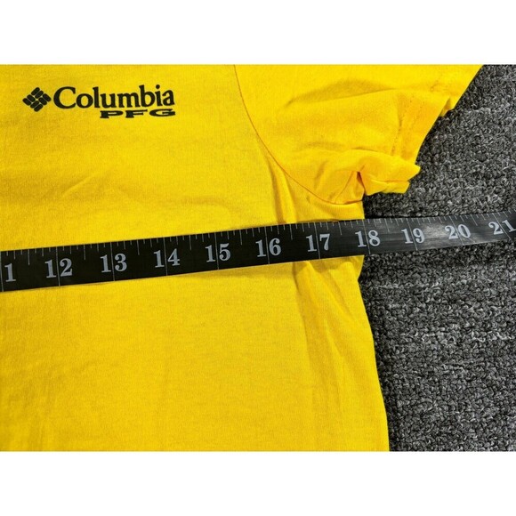 Columbia PFG shirt Print Mens Small Yellow T-Shirt Crewneck Marlin Sword Fish - Picture 3 of 9